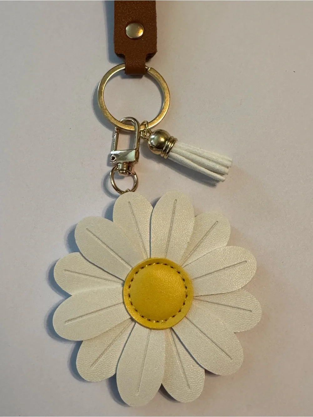 Handmade daisy keychain